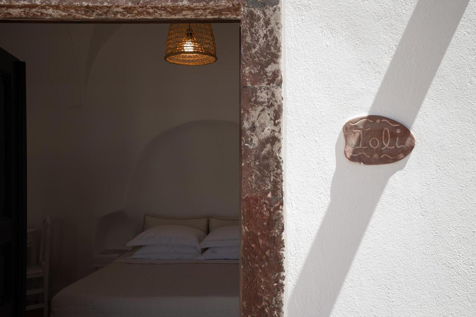 Madame Kalitsi Cozy Suites Fira  Eksteriør bilde