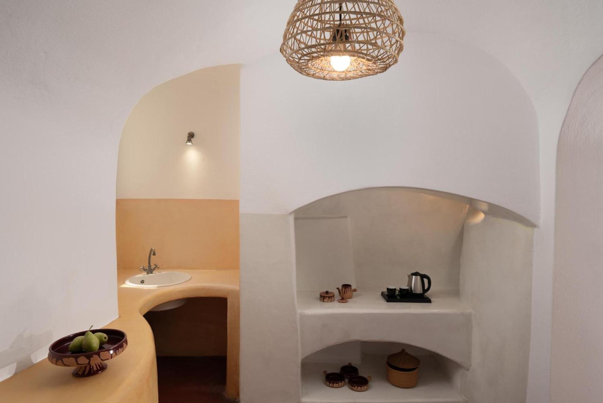 Madame Kalitsi Cozy Suites Fira  Eksteriør bilde